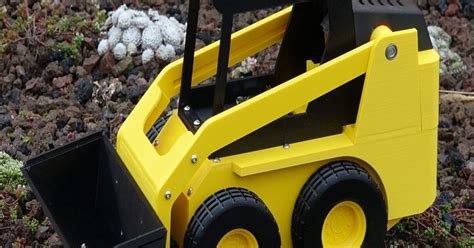 RC Skid loader (1:10 scale) 